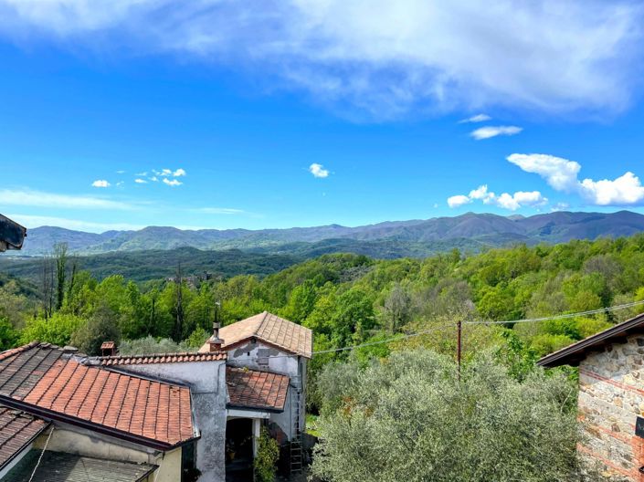 Image No.9-Maison de 2 chambres à vendre à Bagnone