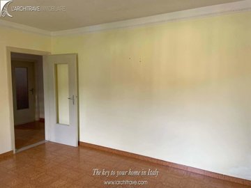 83b67e92-e5b5-3676-fb6d-74dd21fa3148