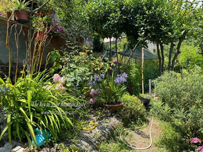 Image No.14-3 Bed House for sale