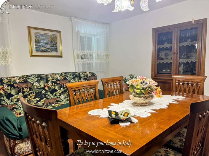 Image No.5-3 Bed House for sale