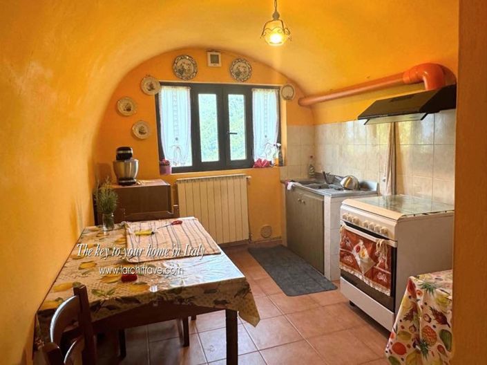 Image No.6-Maison de 3 chambres à vendre à Licciana Nardi