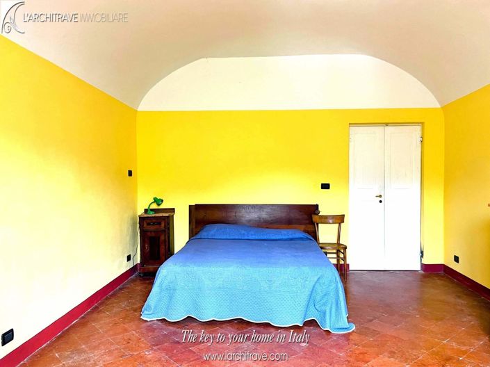 Image No.14-3 Bed House for sale