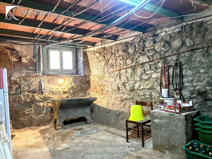 Image No.24-3 Bed House for sale