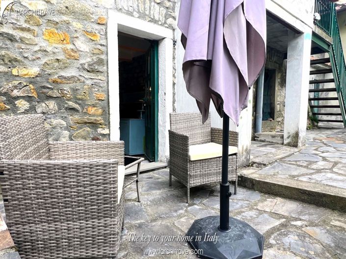 Image No.2-2 Bed House for sale