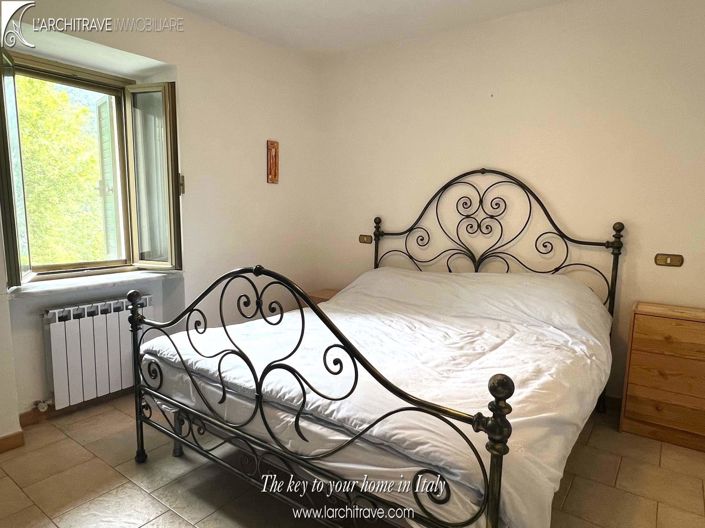 Image No.7-2 Bed House for sale