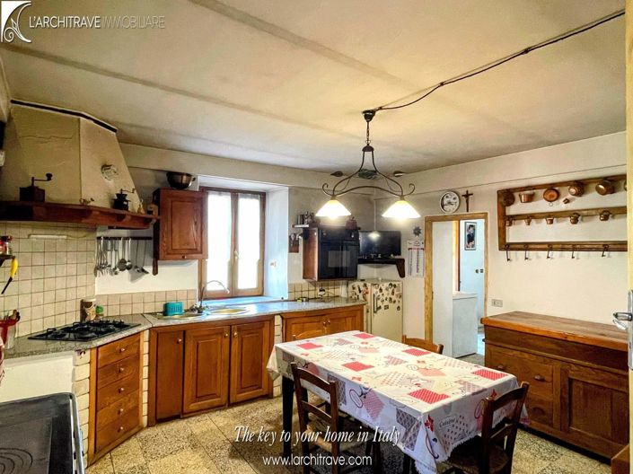 Image No.4-Maison de 2 chambres à vendre à Casola in Lunigiana