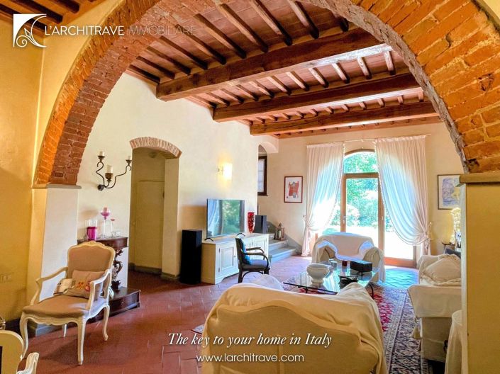 Image No.12-3 Bed House for sale