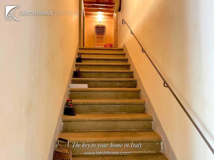 Image No.21-3 Bed House for sale