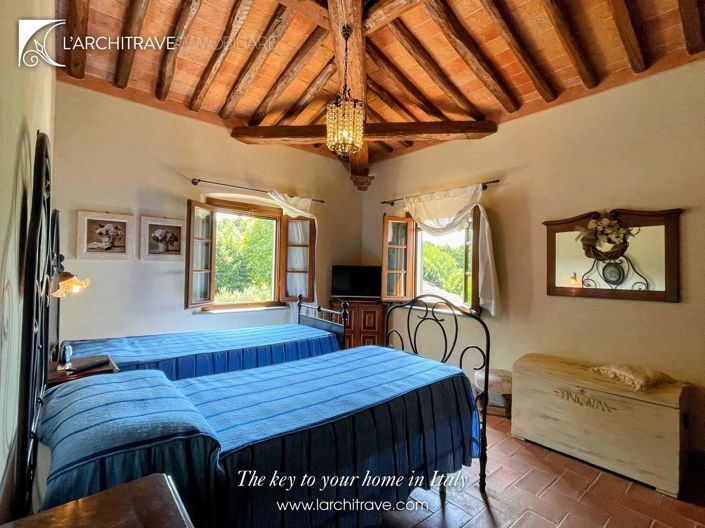 Image No.30-3 Bed House for sale