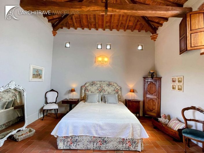 Image No.31-3 Bed House for sale