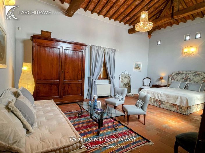 Image No.32-3 Bed House for sale