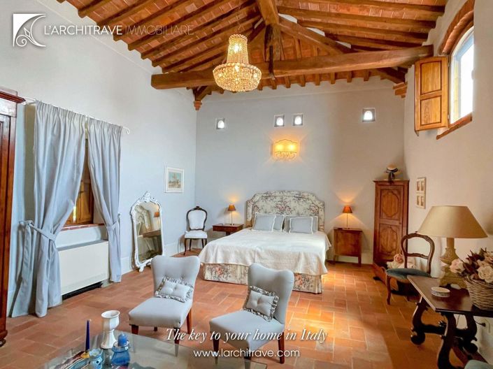 Image No.32-3 Bed House for sale