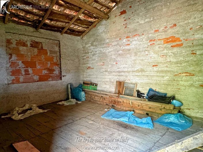 Image No.11-2 Bed Villa for sale