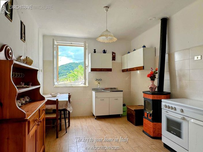 Image No.4-Villa de 2 chambres à vendre à Fivizzano