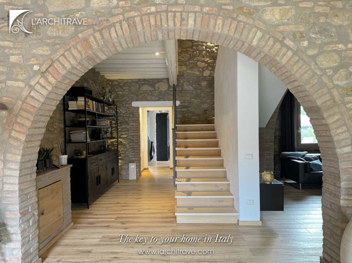 Image No.4-5 Bed House for sale