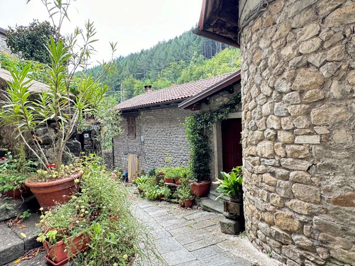 Image No.5-3 Bed House for sale