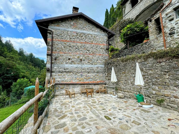 Image No.7-3 Bed House for sale