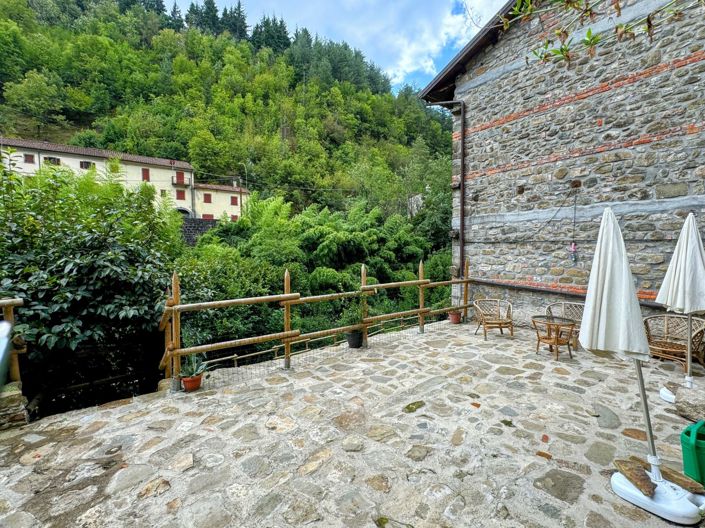 Image No.8-3 Bed House for sale