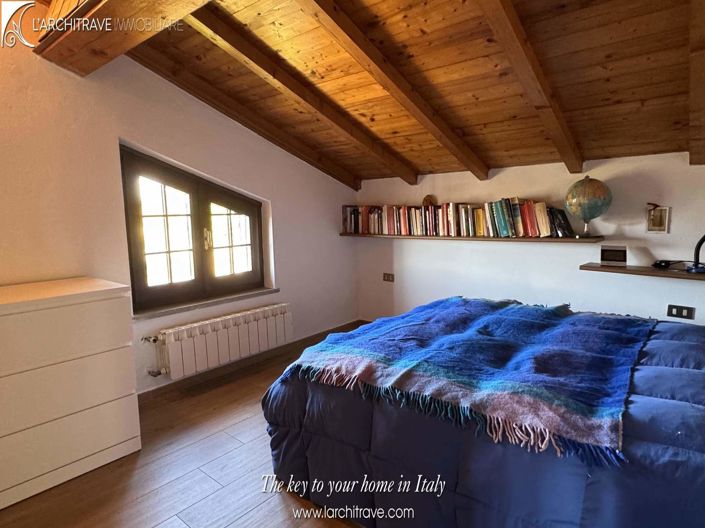 Image No.12-2 Bed Villa for sale