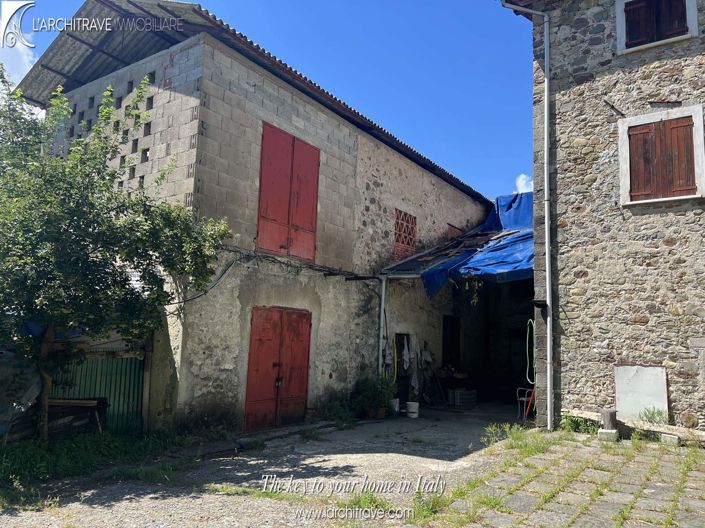 Image No.2-Villa de 3 chambres à vendre à Filattiera