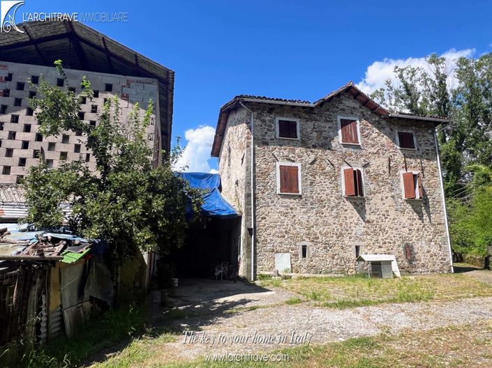 Image No.8-Villa de 3 chambres à vendre à Filattiera