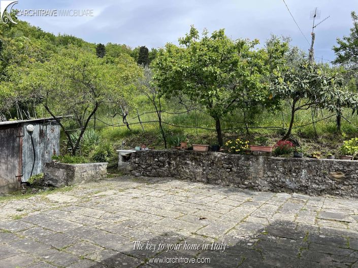 Image No.15-3 Bed House for sale