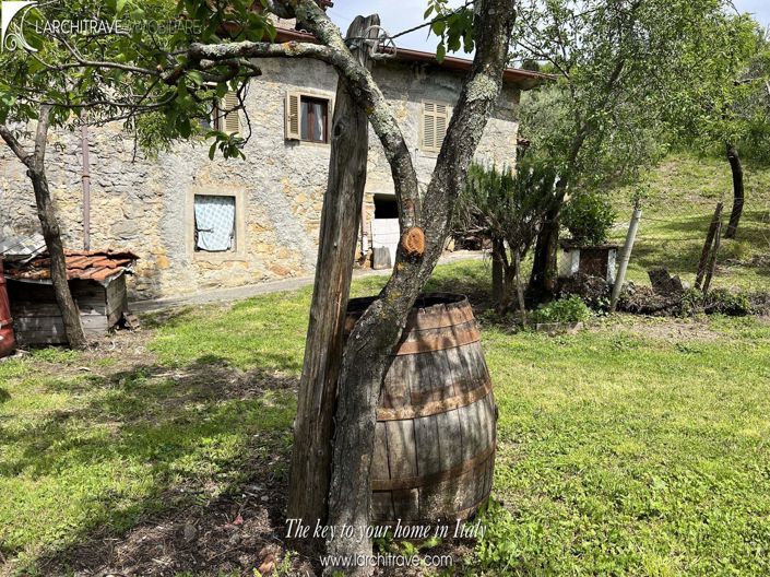 Image No.8-3 Bed House for sale