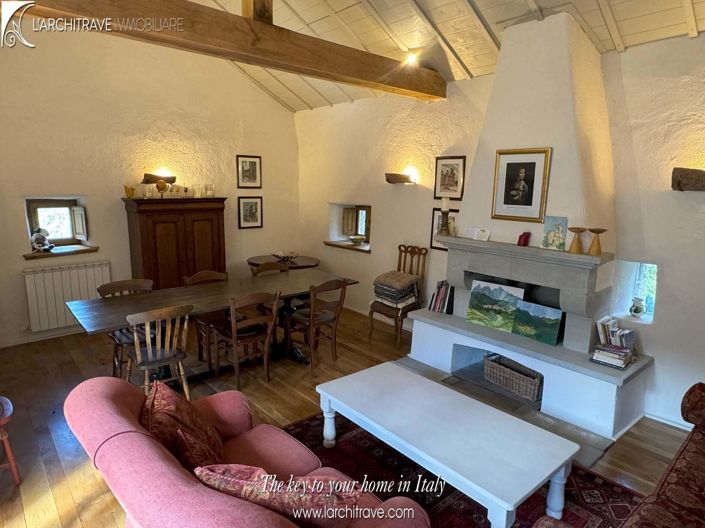 Image No.15-7 Bed Villa for sale