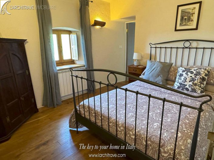 Image No.16-7 Bed Villa for sale