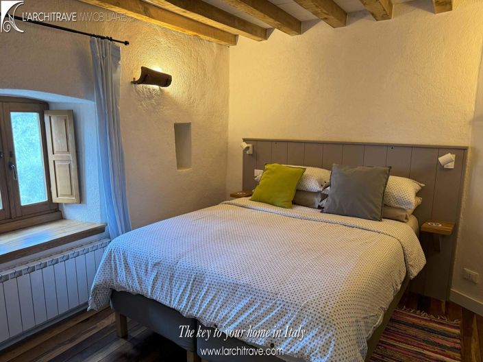 Image No.18-7 Bed Villa for sale