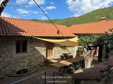 2e149996-c715-6bbb-5a43-4b7ae41d8a15