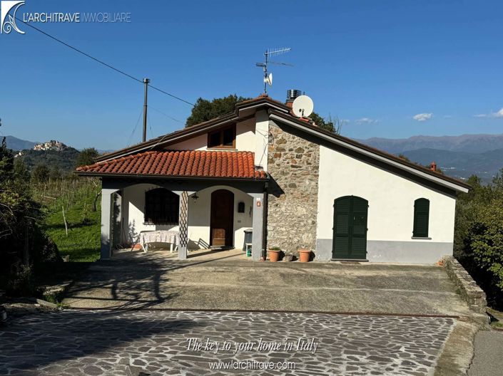 Image No.1-Villa de 4 chambres à vendre à Aulla