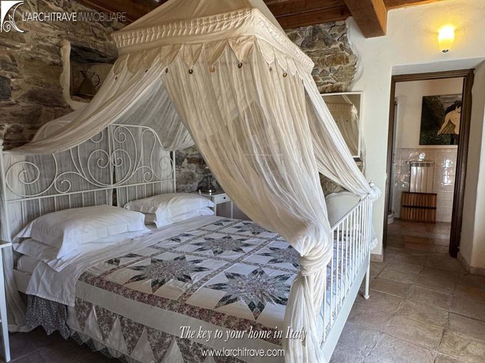 Image No.11-6 Bed Villa for sale