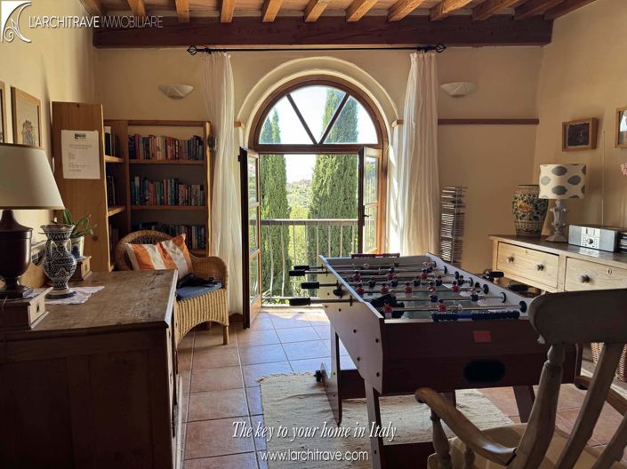 Image No.35-6 Bed Villa for sale