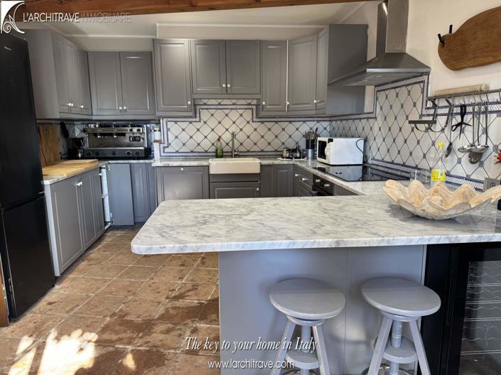 Image No.8-6 Bed Villa for sale