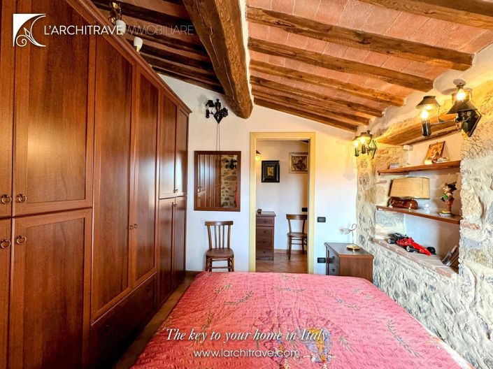 Image No.16-2 Bed House for sale