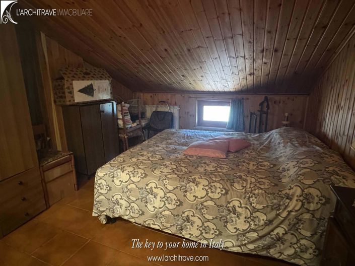 Image No.16-3 Bed House for sale