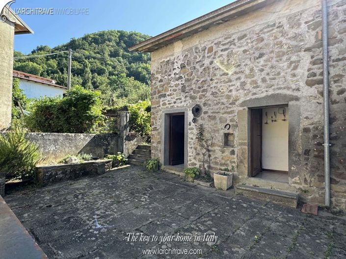 Image No.3-Maison de 3 chambres à vendre à Fivizzano