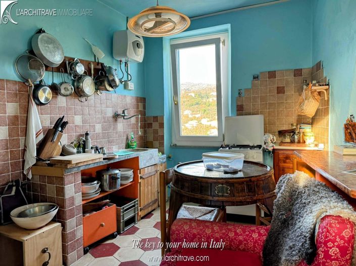 Image No.6-1 Bed House for sale