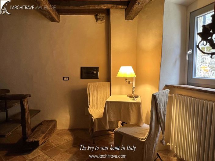 Image No.10-1 Bed House for sale