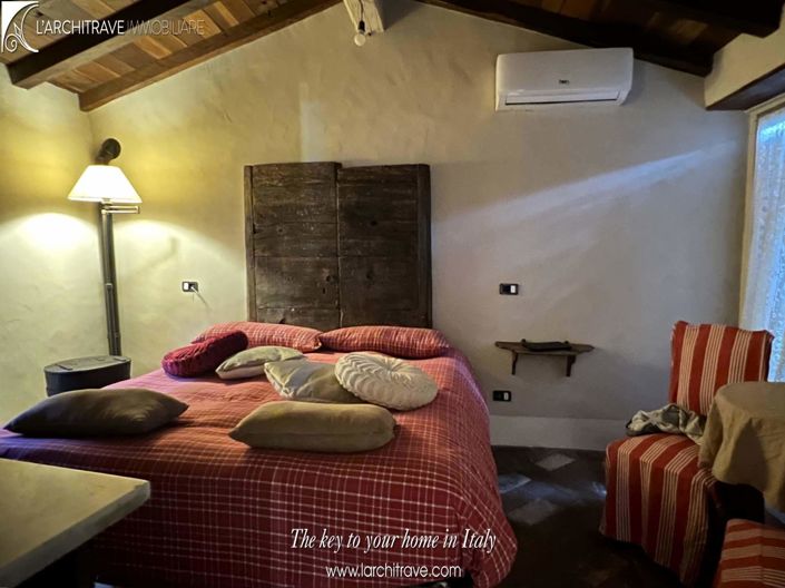 Image No.13-1 Bed House for sale