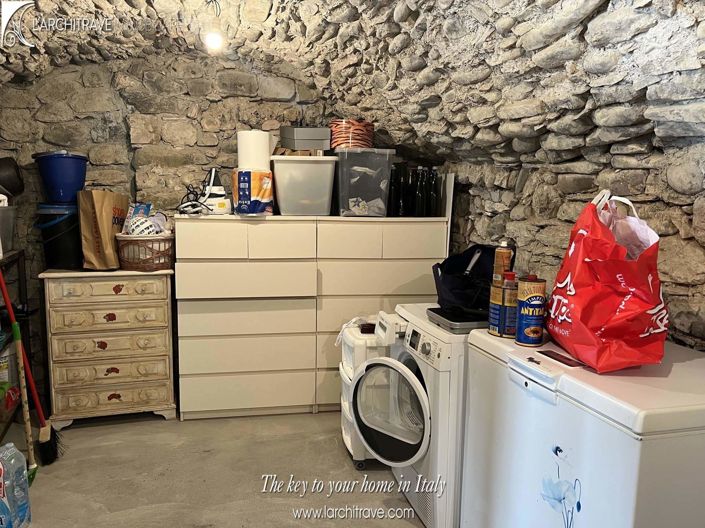 Image No.17-1 Bed House for sale