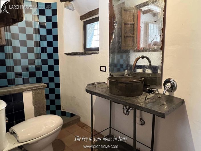 Image No.2-1 Bed House for sale