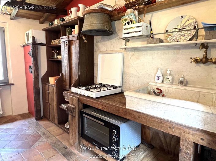 Image No.4-1 Bed House for sale