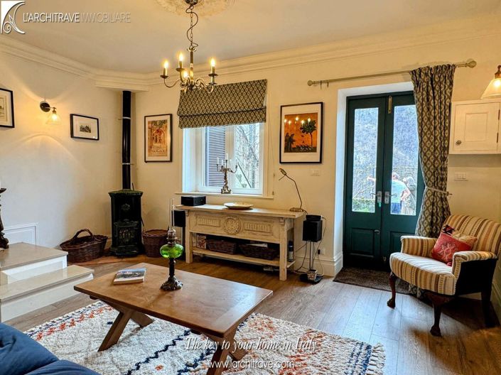 Image No.5-2 Bed House for sale