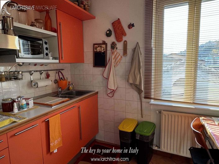 Image No.10-3 Bed House for sale