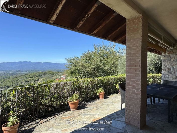 Image No.3-Villa de 3 chambres à vendre à Fivizzano