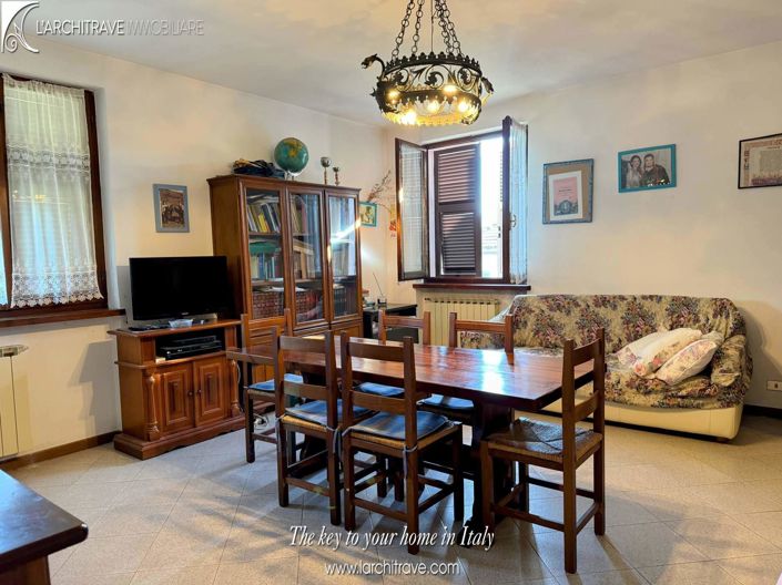 Image No.5-3 Bed Villa for sale