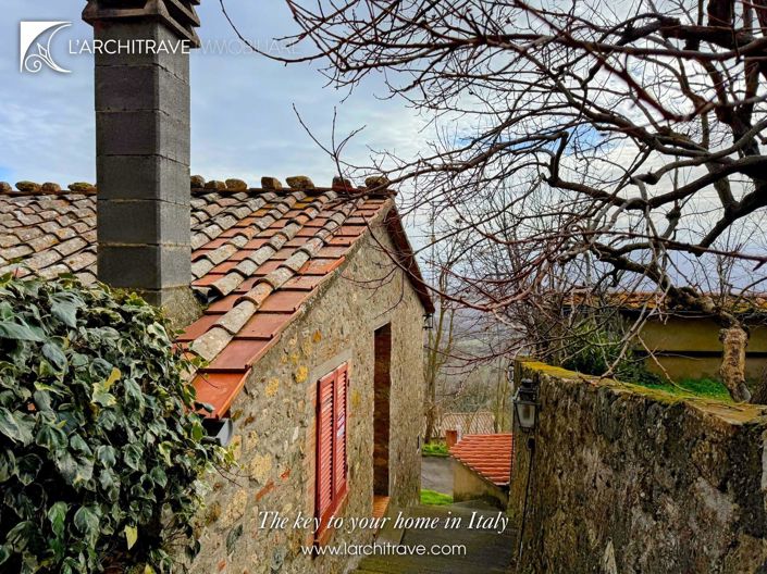 Image No.15-2 Bed House for sale