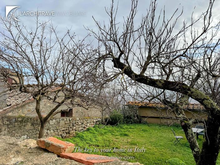 Image No.18-2 Bed House for sale